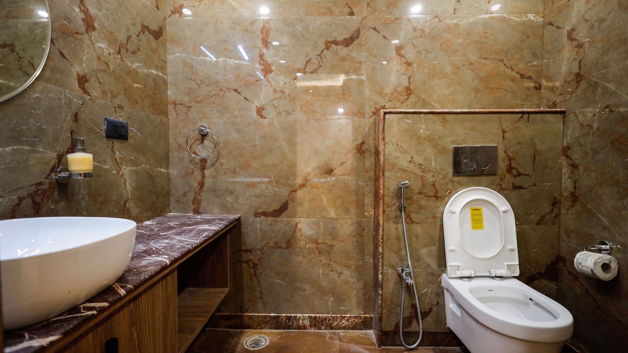 Photo of Bathroom in Mahmoorganj