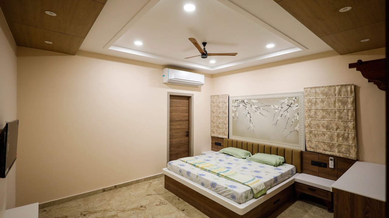 Photo of Bedroom in Mahmoorganj