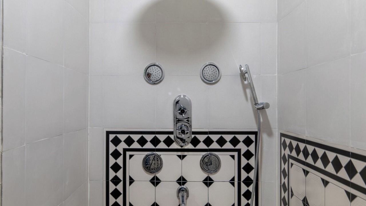 Photo of Bathroom in Panch Batti