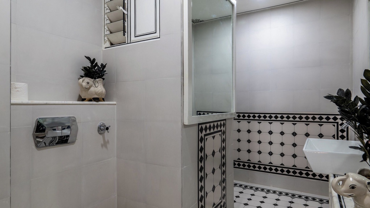 Photo of Bathroom in Panch Batti