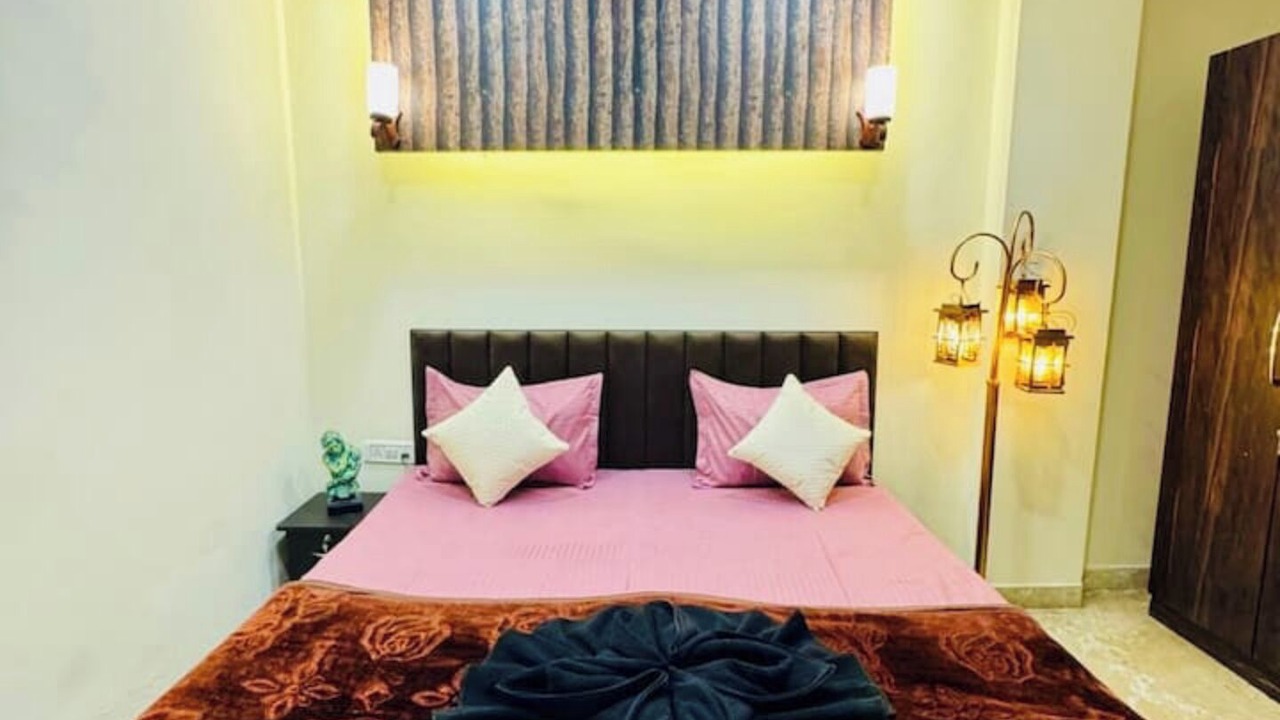 Photo of Bedroom in Bharatpur