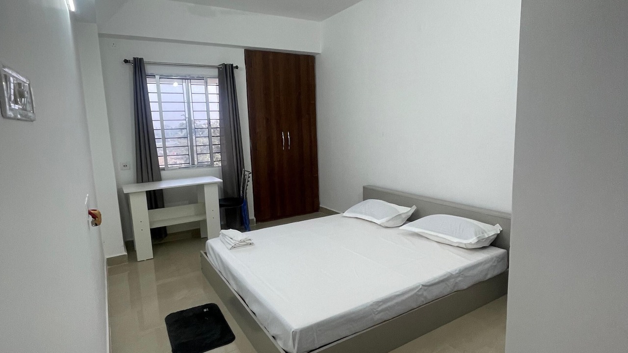 Photo of Bedroom in Sualkuchi