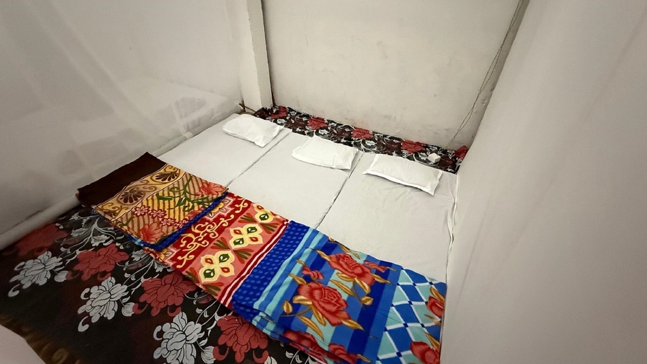 Photo of Bedroom in Naini