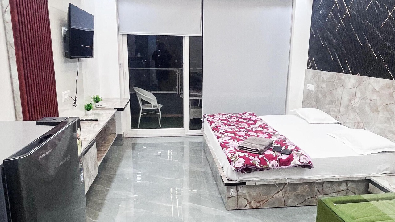 Photo of Bedroom in Greater Noida