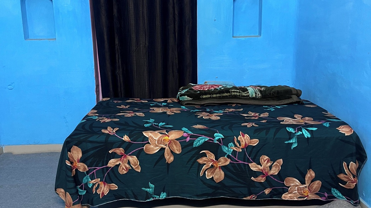 Photo of Bedroom in Jhusi