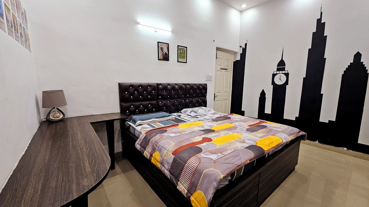 Photo of Bedroom in Greater Noida