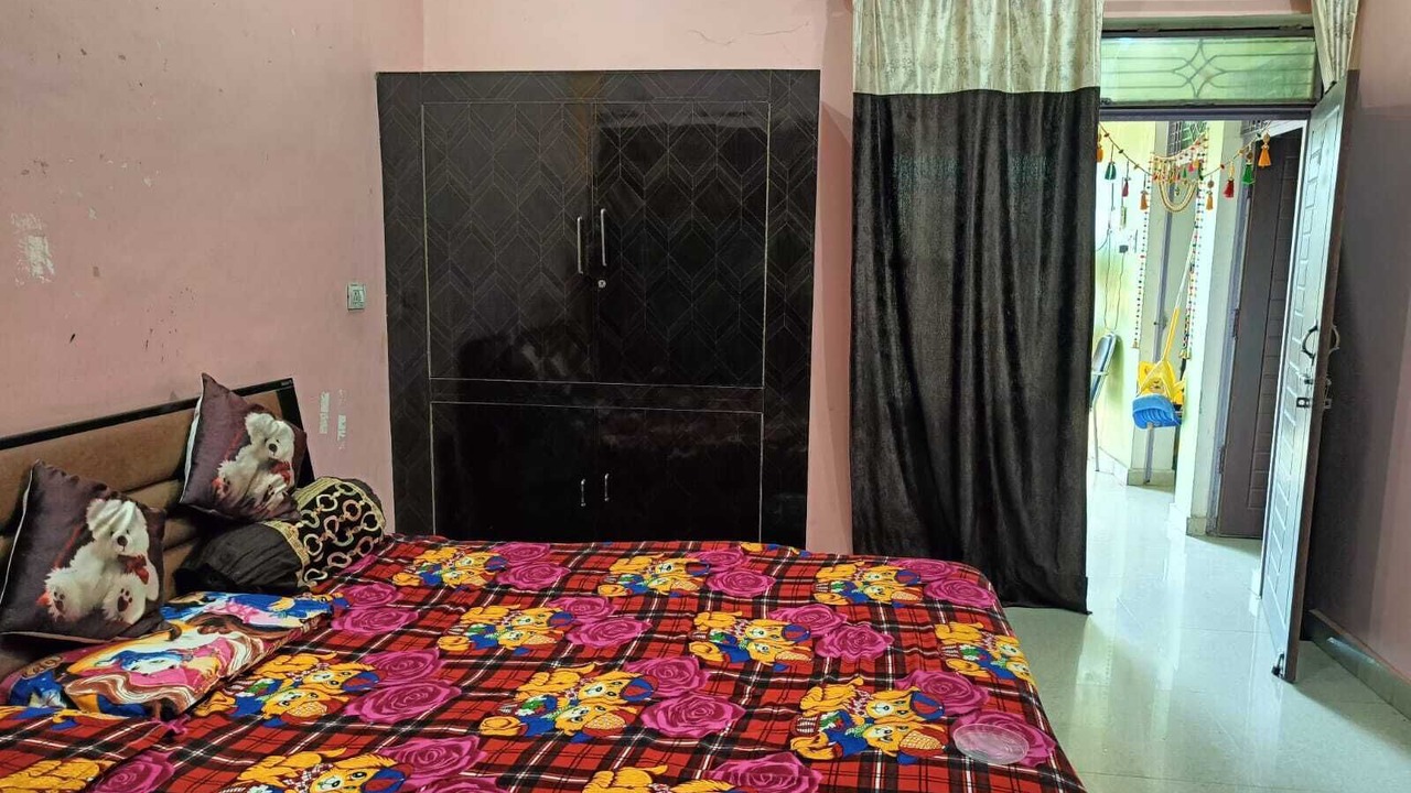 Photo of Bedroom in Naini