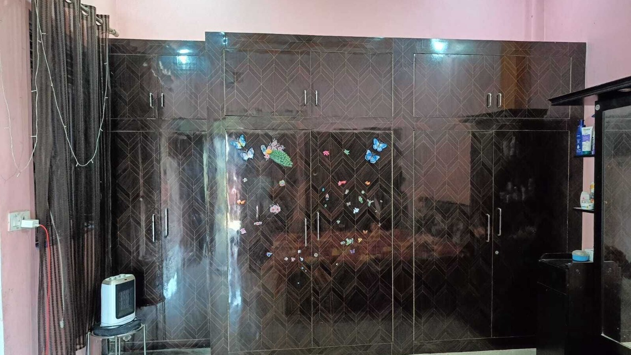 Photo of Bedroom in Naini