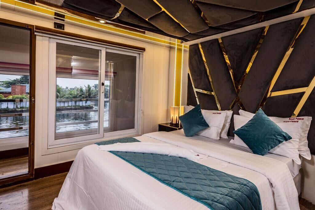 Photo of Bedroom in Alappuzha