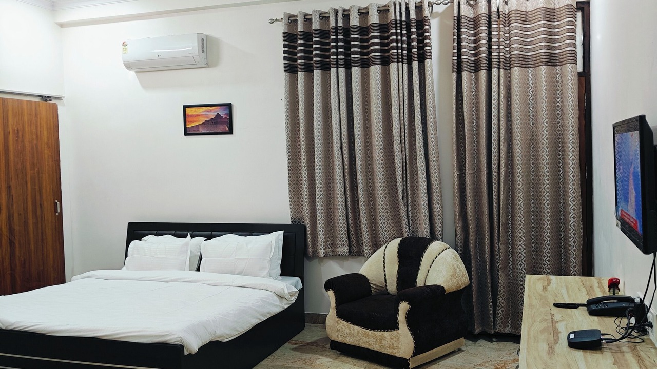 Photo of Bedroom in Gomti Nagar