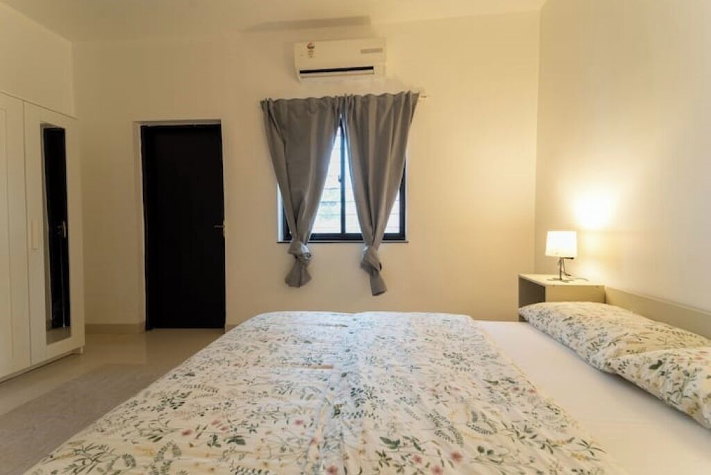 Photo of Bedroom in Candolim