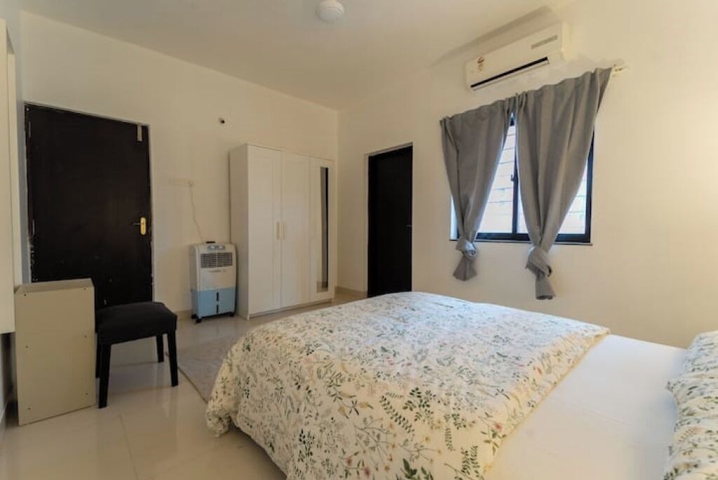 Photo of Bedroom in Candolim
