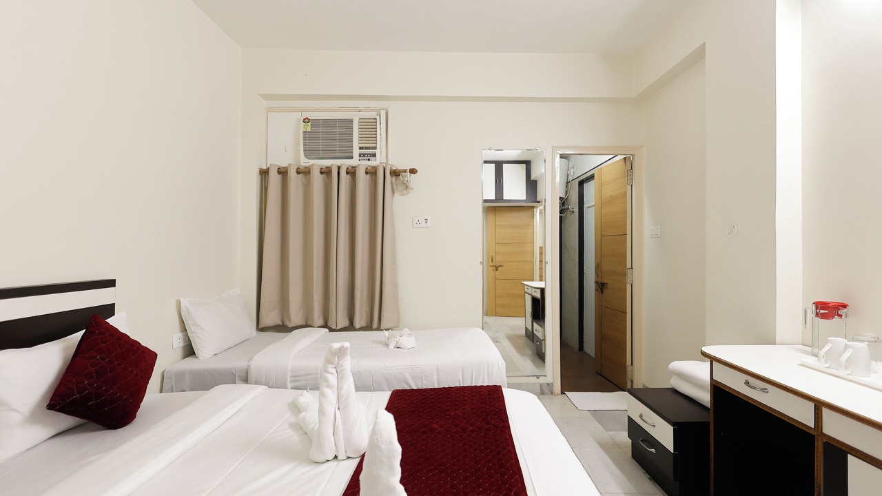 Photo of Bedroom in Mahmoorganj
