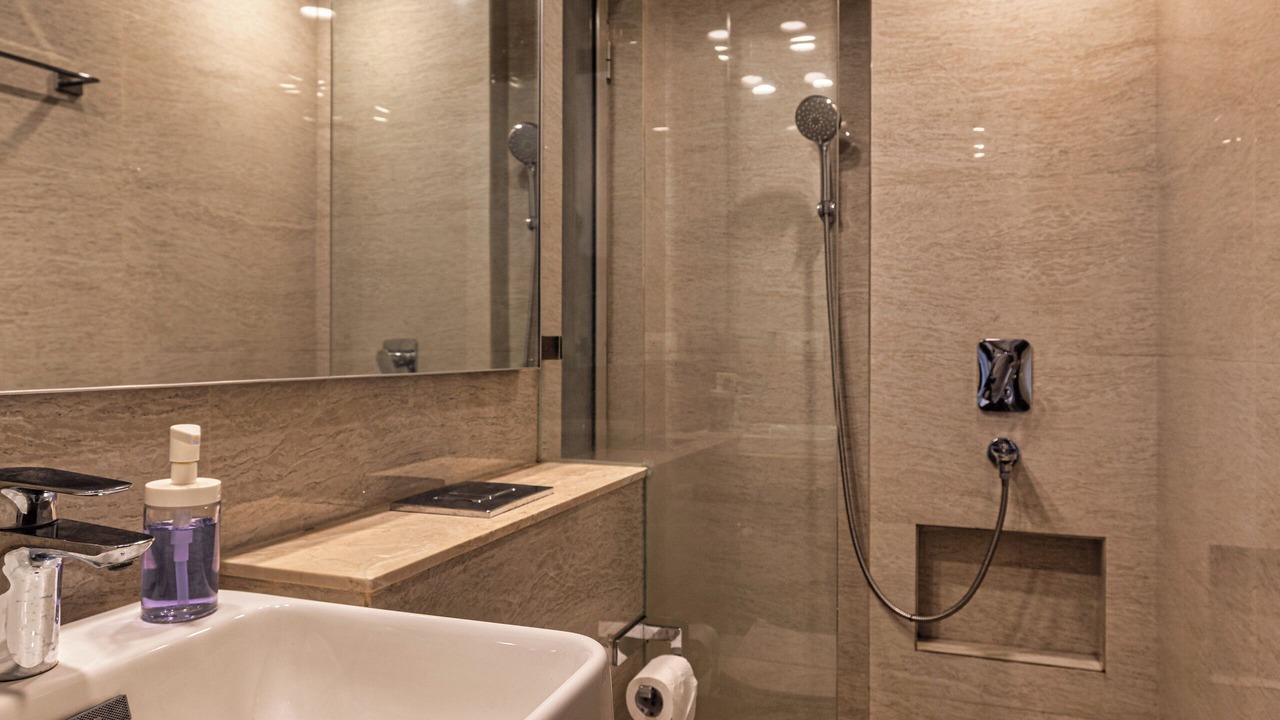 Photo of Bathroom in Hiranandani Gardens