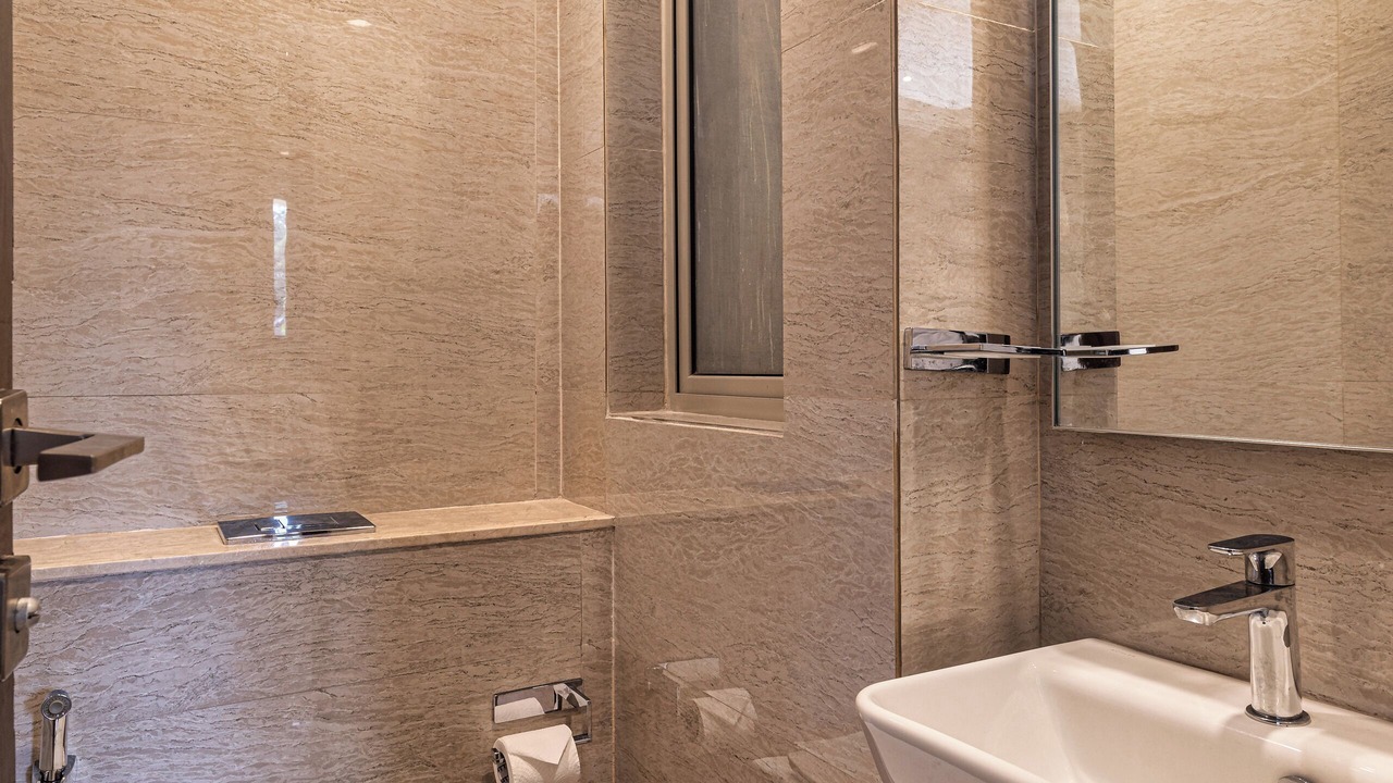 Photo of Bathroom in Hiranandani Gardens