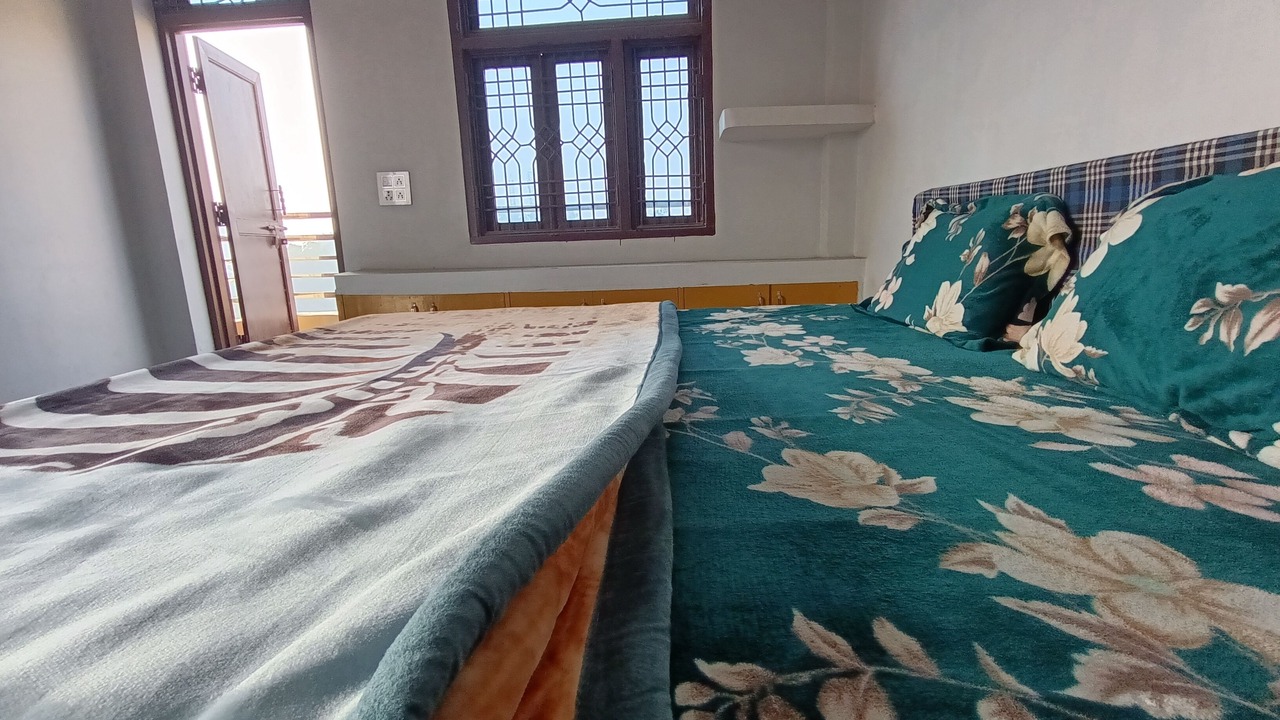 Photo of Bedroom in Naini