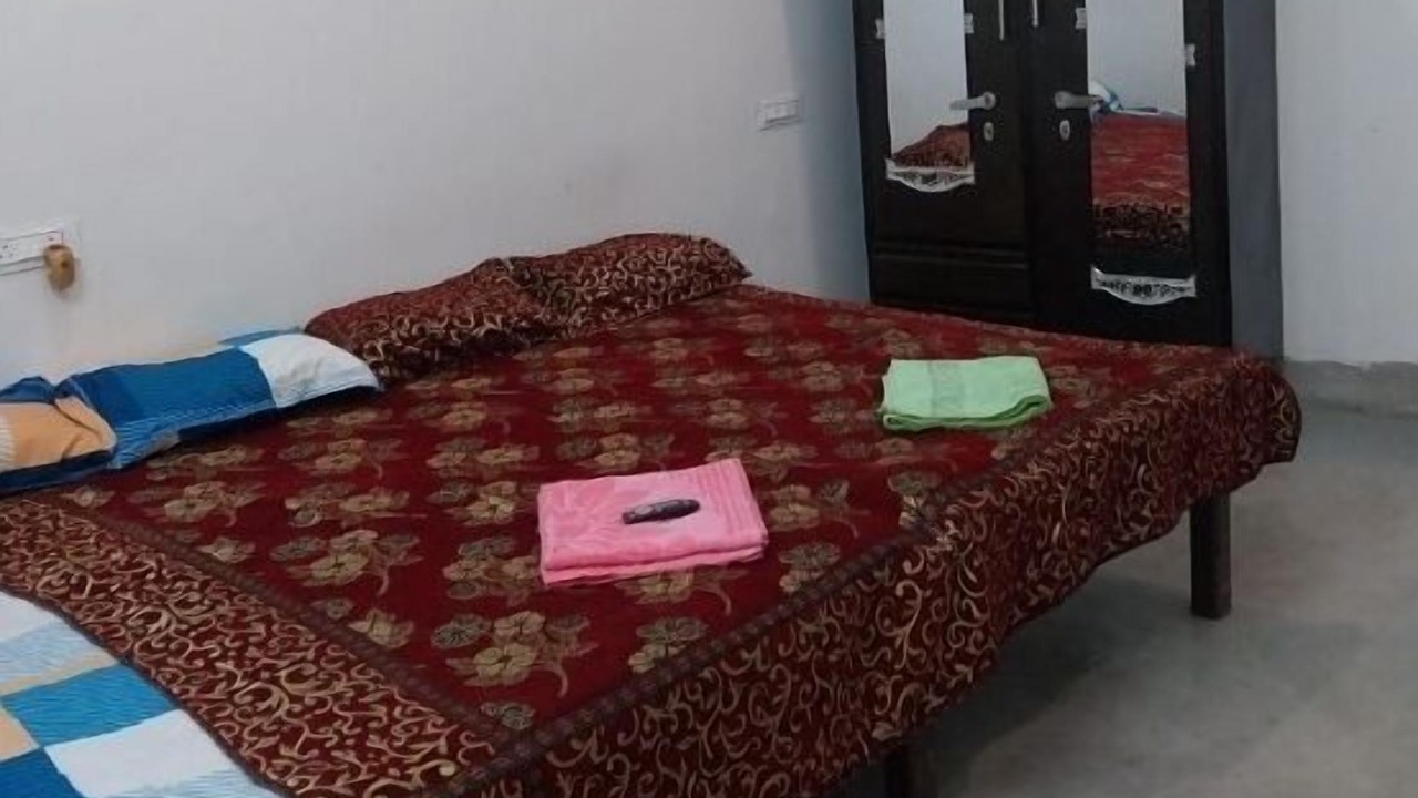 Photo of Bedroom in Sultanpur