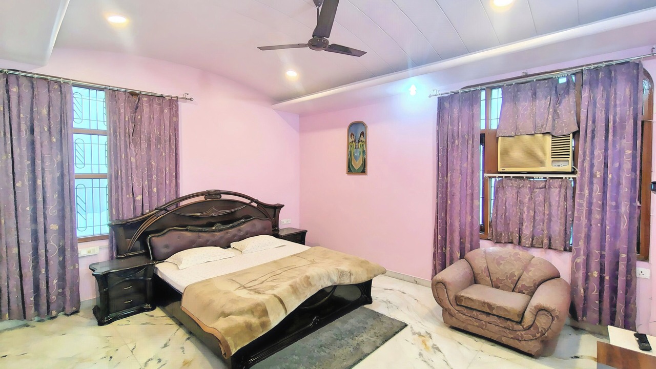 Photo of Bedroom in Varanasi