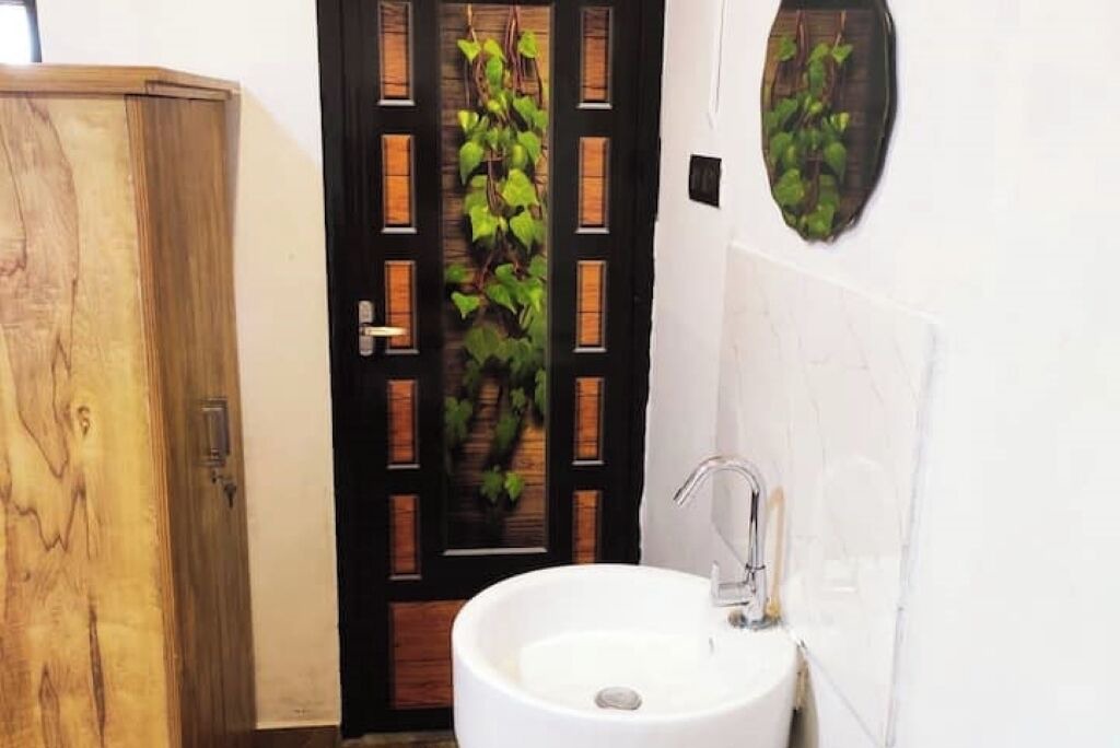Photo of Bathroom in Munroe Island
