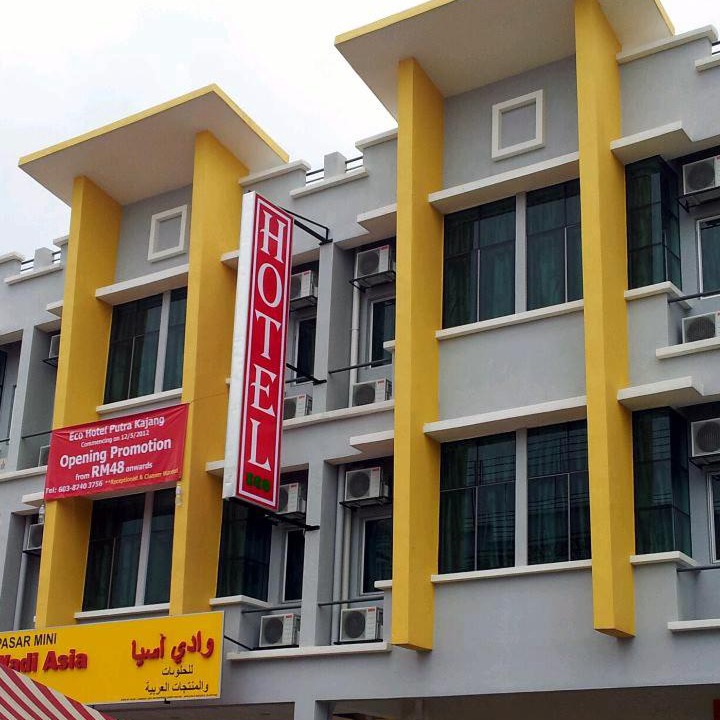 Photo of Buildings in Kampung Paya