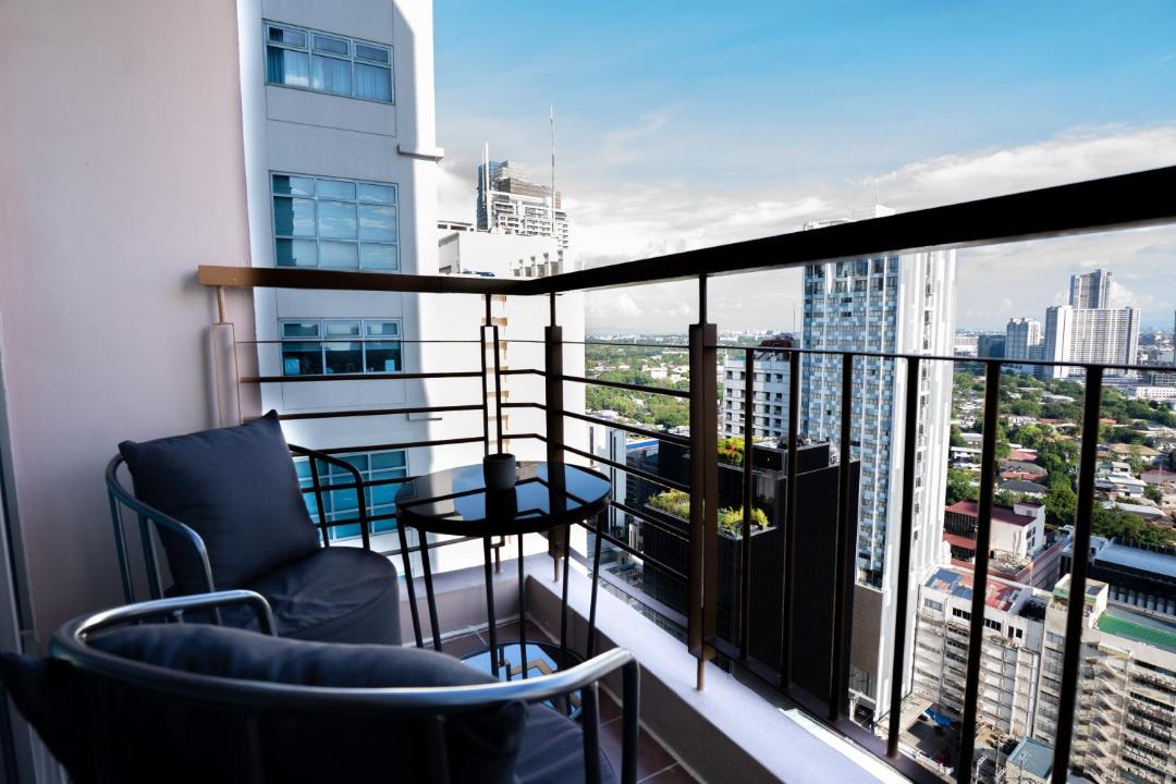 Photo of Patio Balcony in Legazpi Village