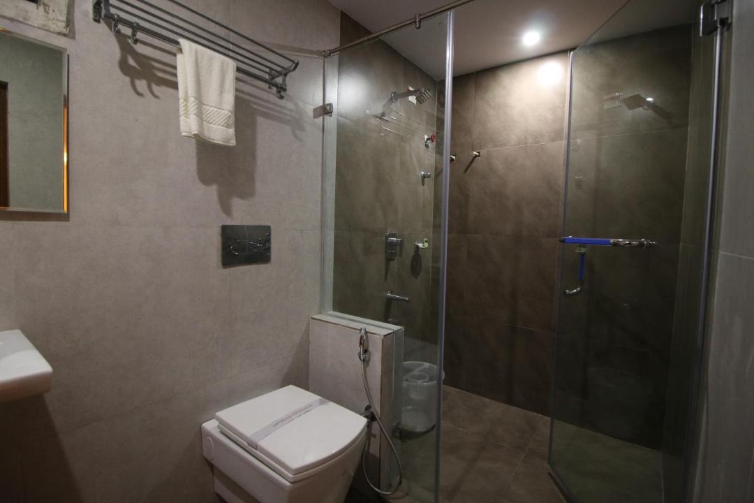 Photo of Bathroom in Dwaraka Nagar