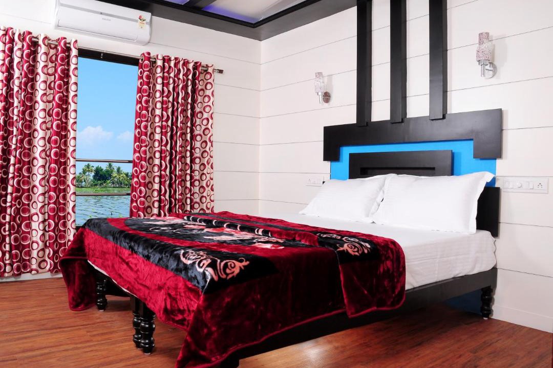 Photo of Bedroom in Alappuzha