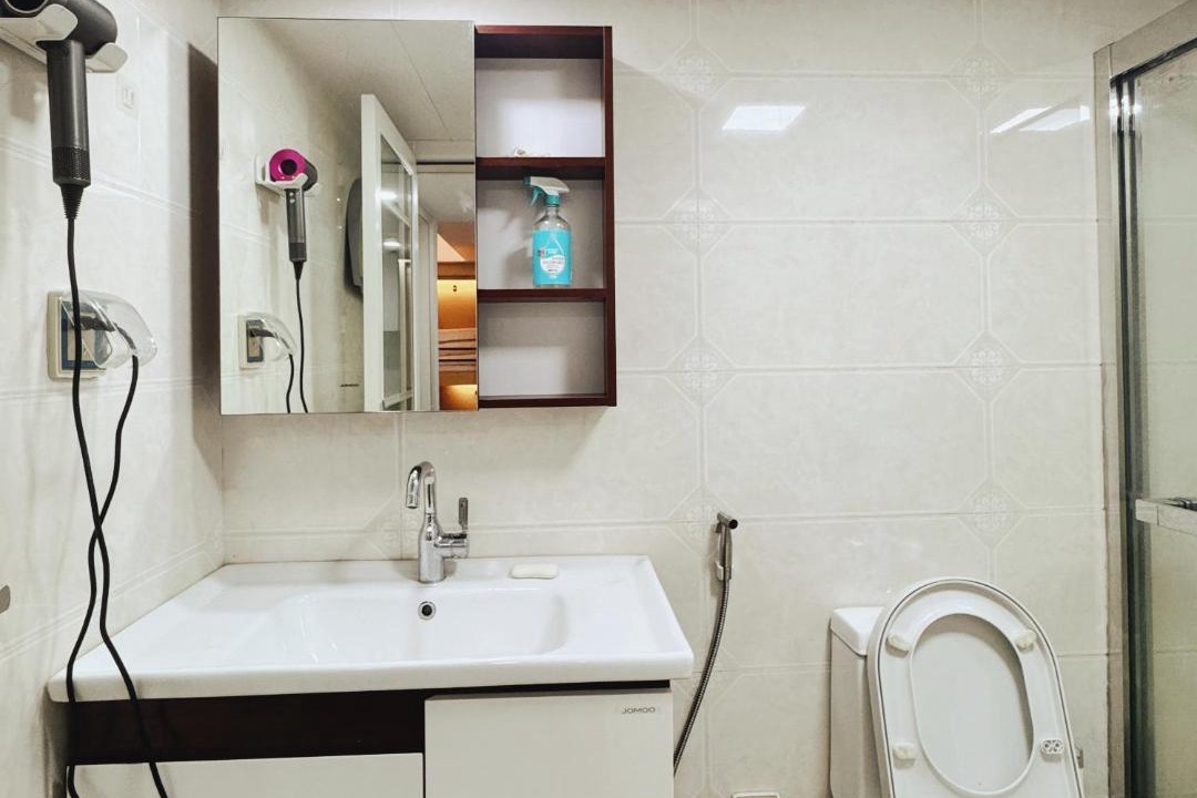 Photo of Bathroom in Longhua District