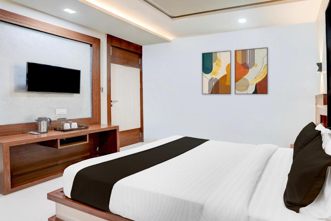 Photo of Bedroom in Mount Abu