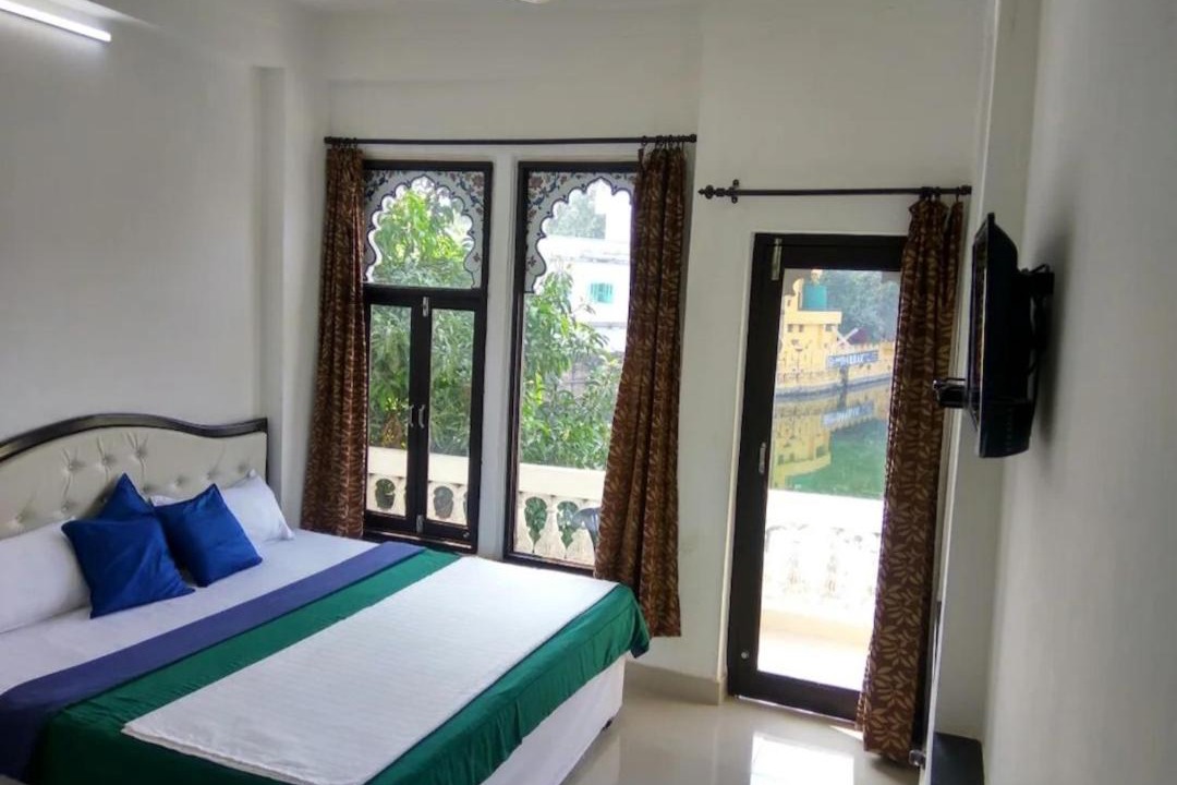 Photo of Bedroom in Lake Swaroop Sagar