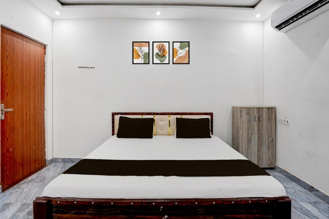 Photo of Bedroom in Varanasi