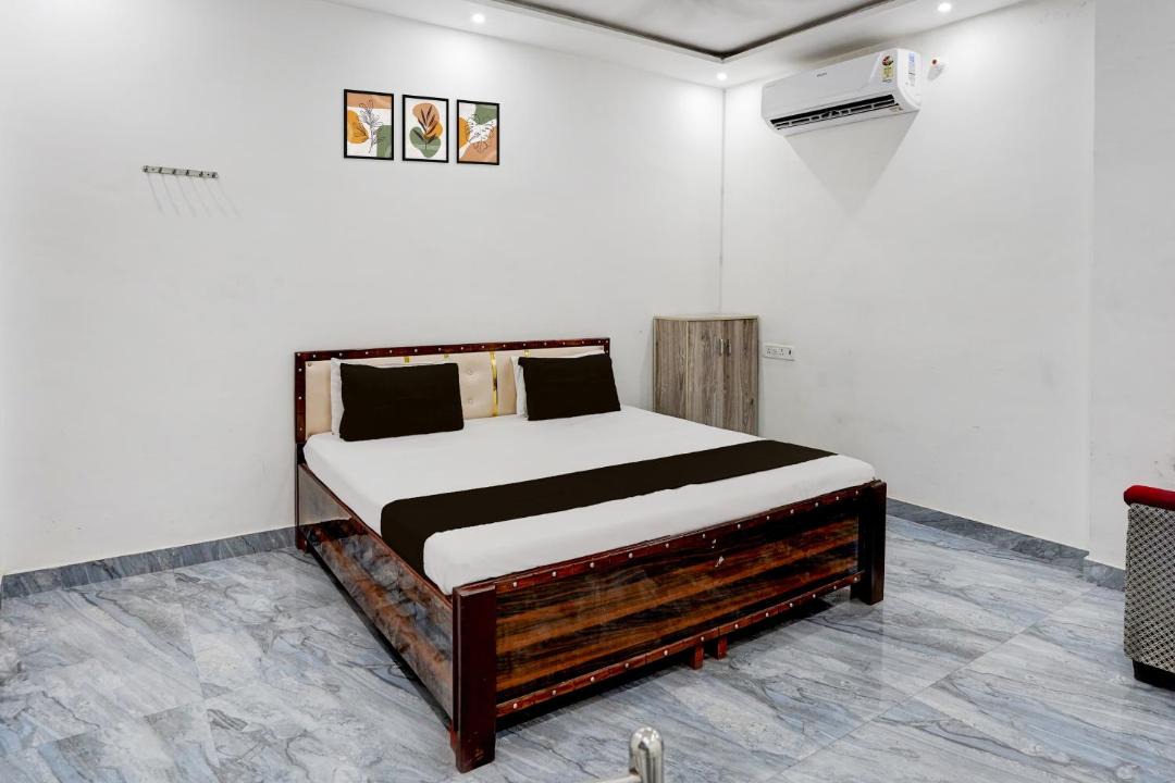 Photo of Bedroom in Varanasi