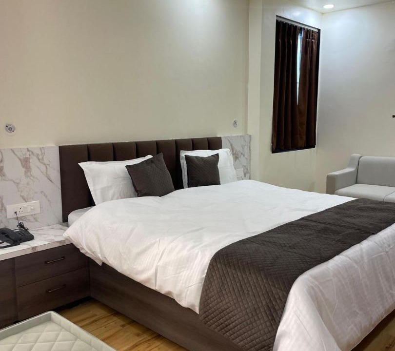 Photo of Bedroom in Alambagh