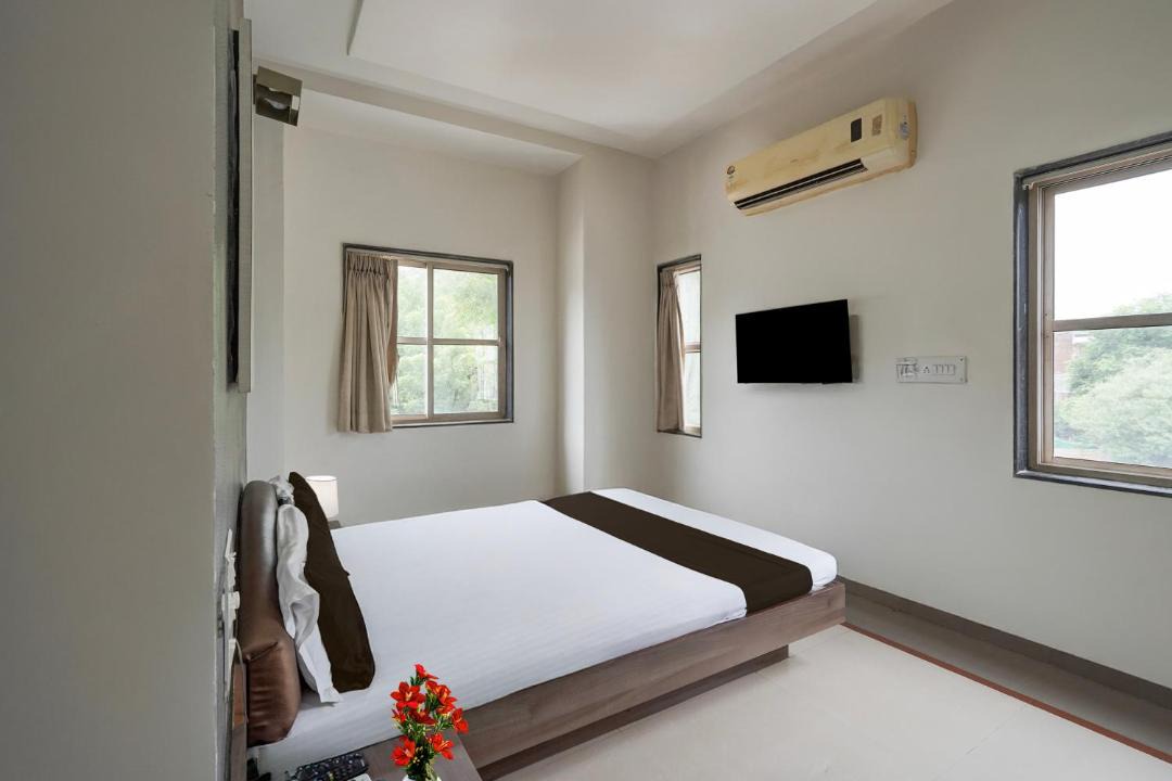 Photo of Bedroom in Gandhinagar