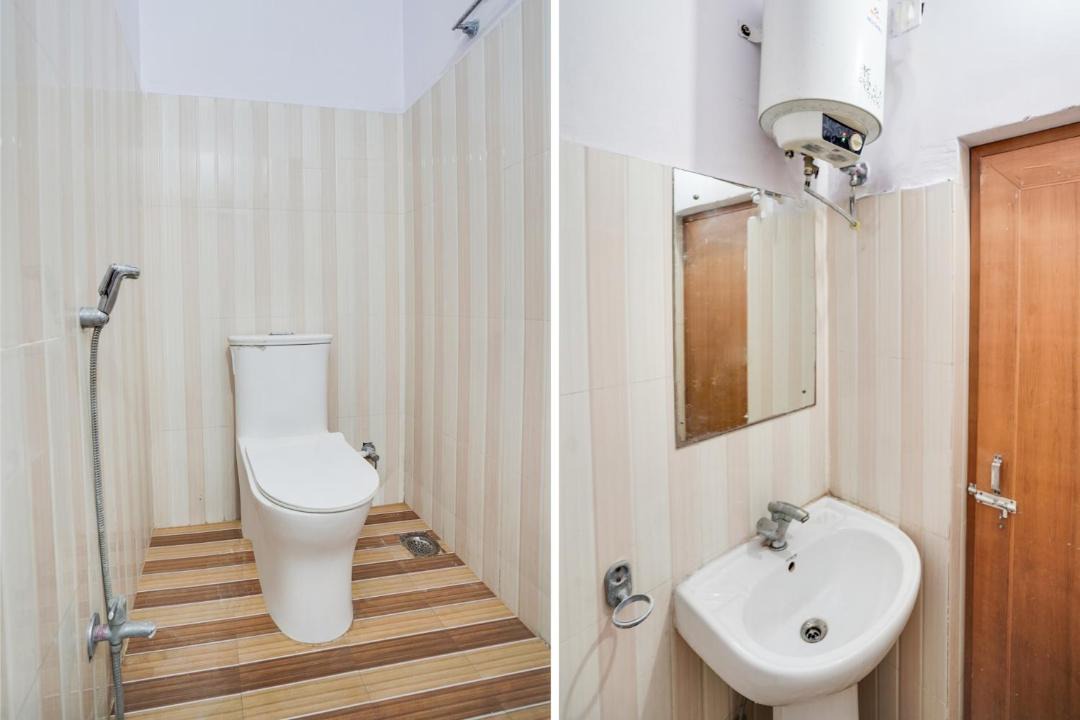 Photo of Bathroom in Khattalwada