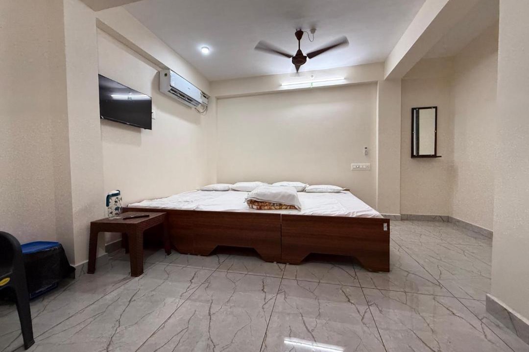 Photo of Bedroom in Velankanni