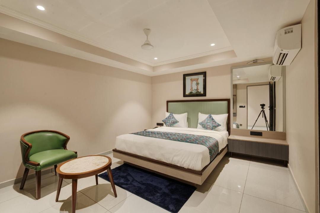 Photo of Bedroom in Ahmedabad City Centre