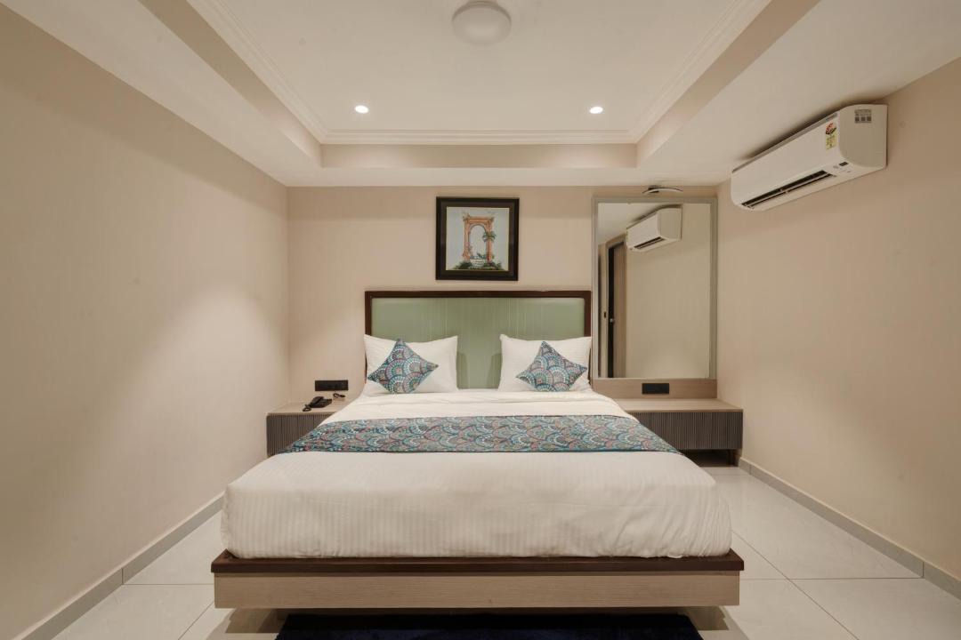 Photo of Bedroom in Ahmedabad City Centre