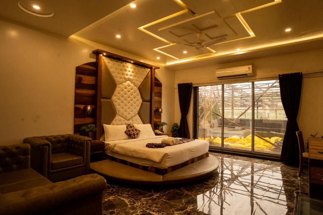 Photo of Bedroom in Maliwada