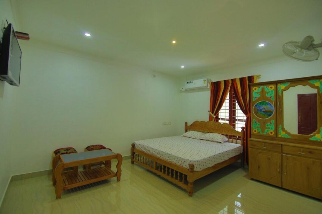 Photo of Bedroom in Munroe Island