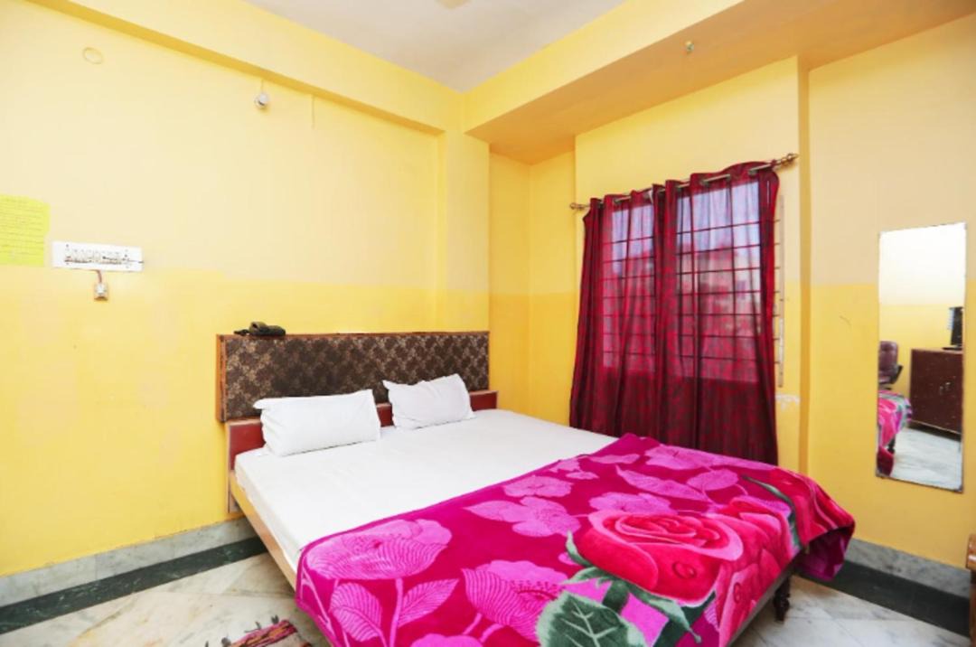 Photo of Bedroom in Deoghar