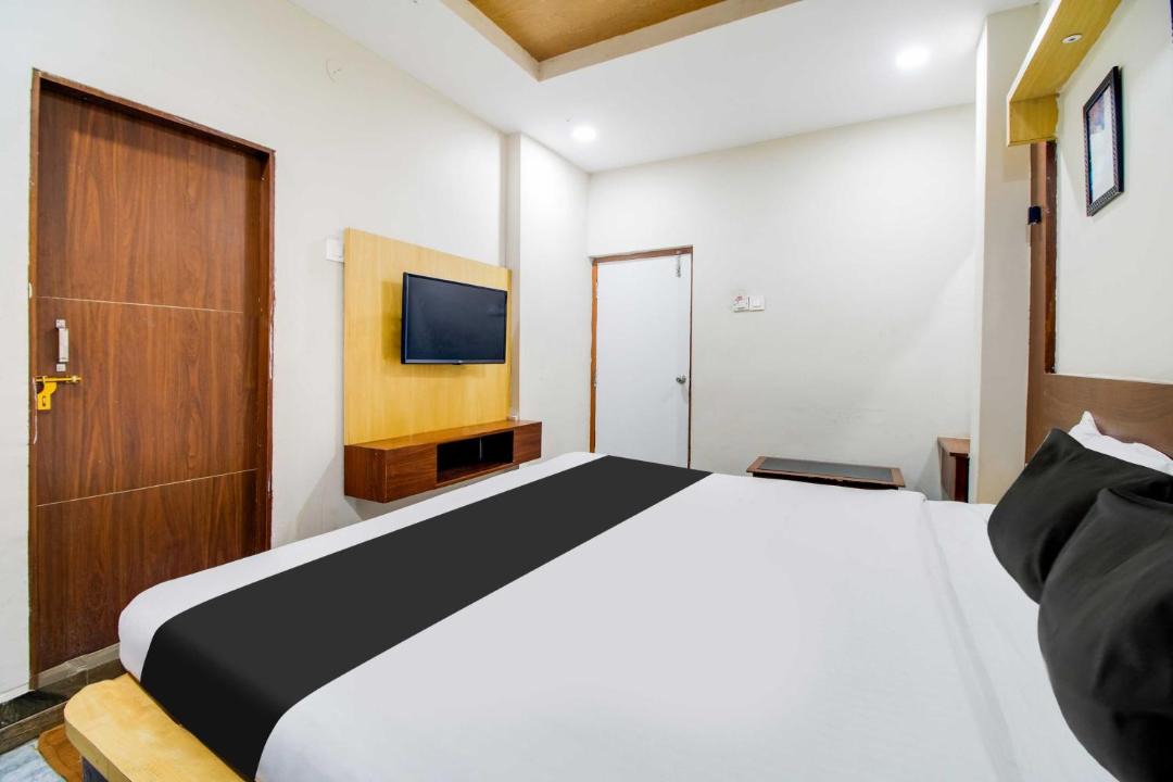 Photo of Bedroom in Dwaraka Nagar