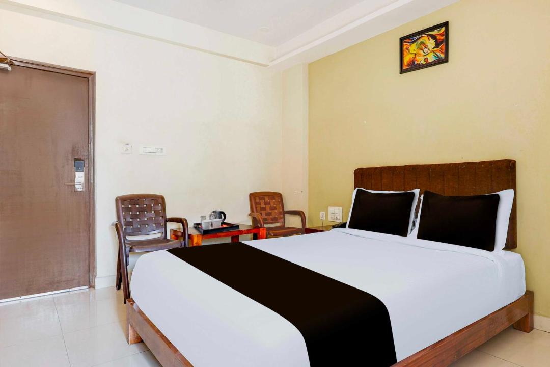 Photo of Bedroom in Dwaraka Nagar