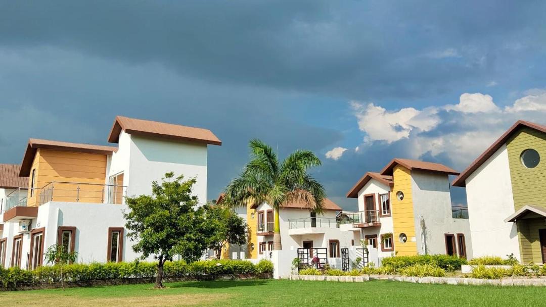 Photo of Buildings in Navsari