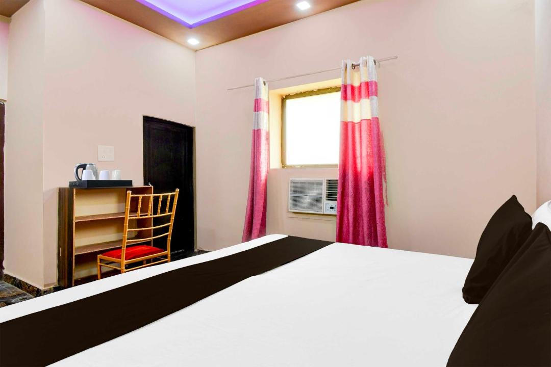 Photo of Bedroom in Phulpur