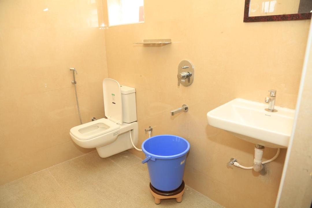 Photo of Bathroom in Thirukadaiyur
