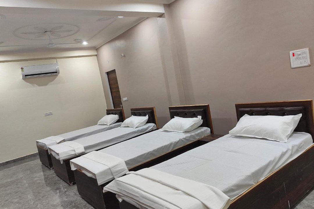 Photo of Bedroom in Varanasi Nagar Nigam