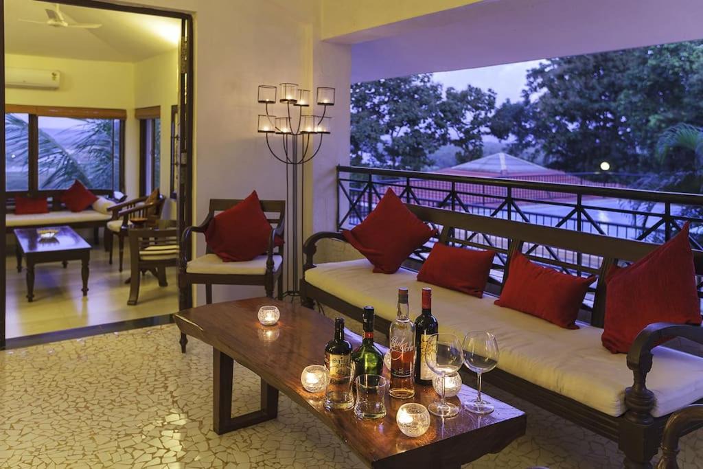 Photo of Patio Balcony in Britona