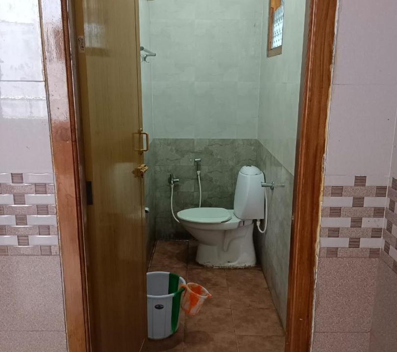 Photo of Bathroom in Courtallam