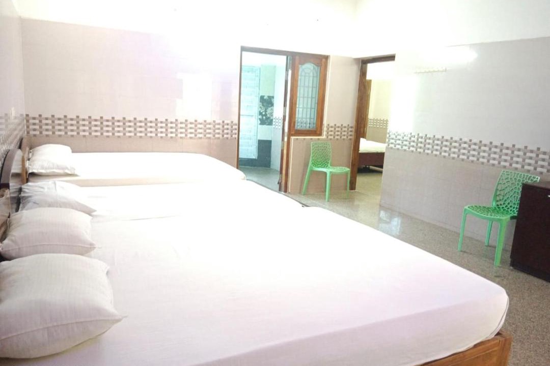 Photo of Bedroom in Courtallam
